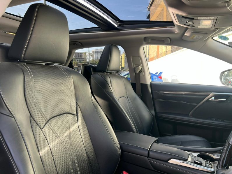
								Lexus RX300 full									