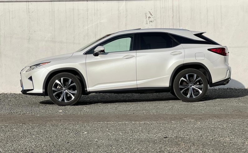 
								Lexus RX300 full									