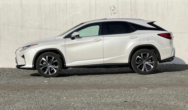 
								Lexus RX300 full									