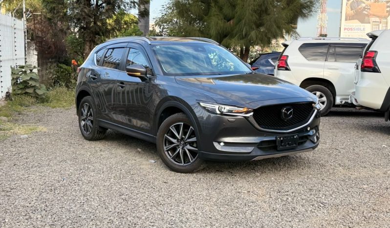 
								Mazda CX-5 full									