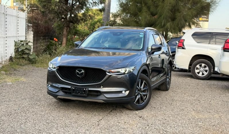 
								Mazda CX-5 full									