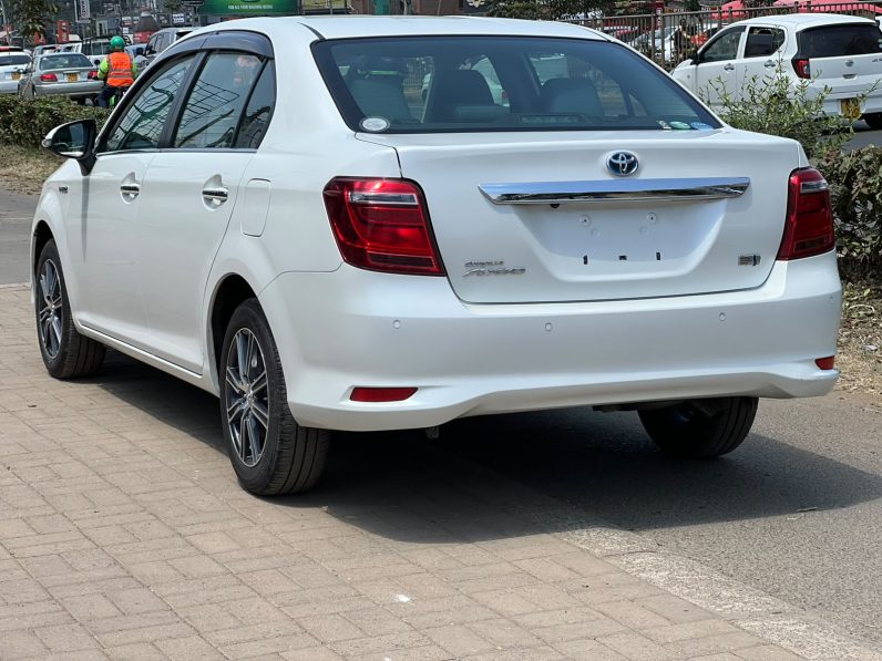 
								Toyota Axio full									