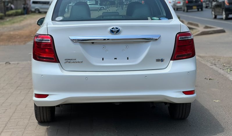 
								Toyota Axio full									