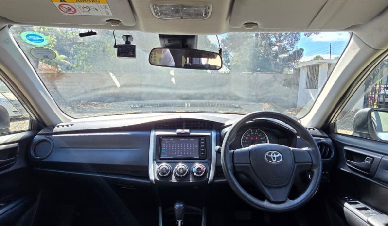 
								Toyota Fielder full									