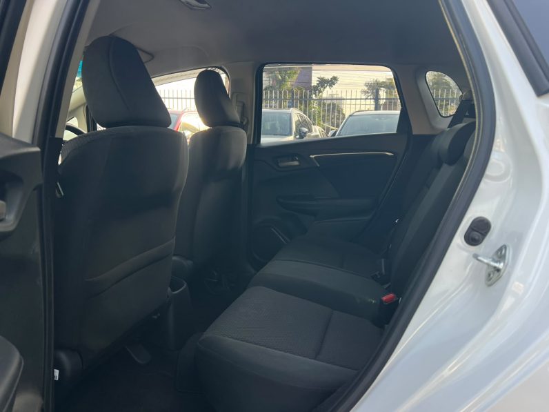 
								Honda Fit full									