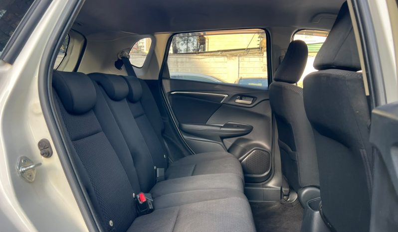 
								Honda Fit full									