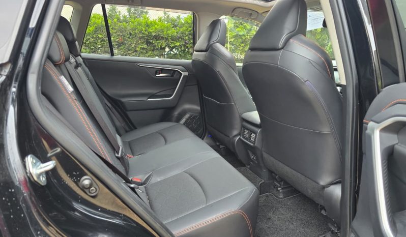 
								Toyota Rav4 full									