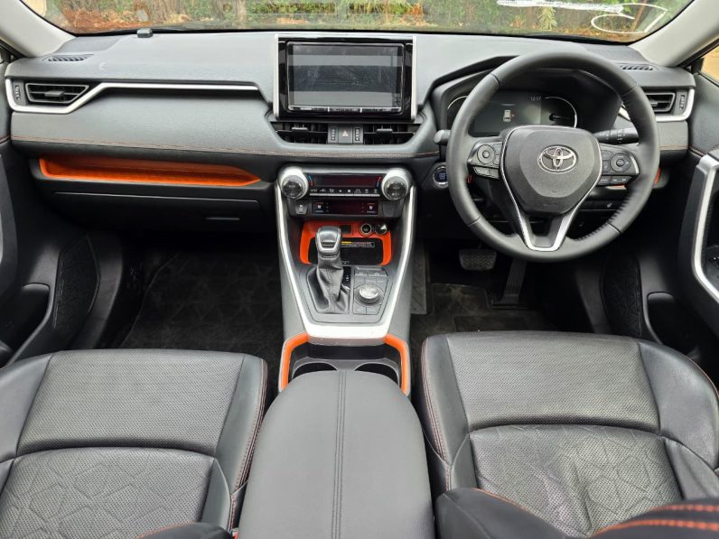 
								Toyota Rav4 full									