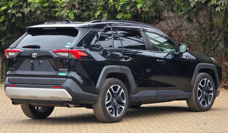 
								Toyota Rav4 full									