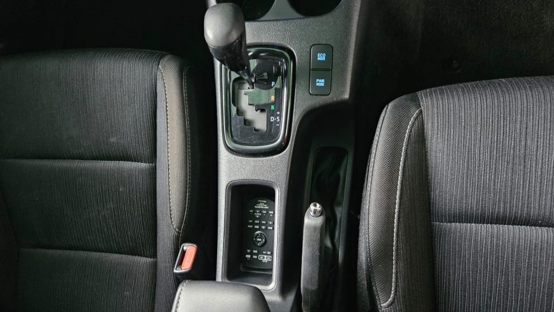 
								Toyota Hilux full									