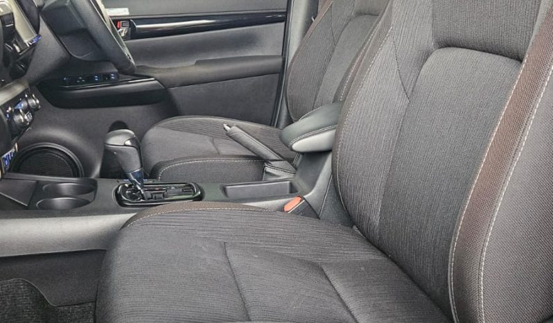 
								Toyota Hilux full									