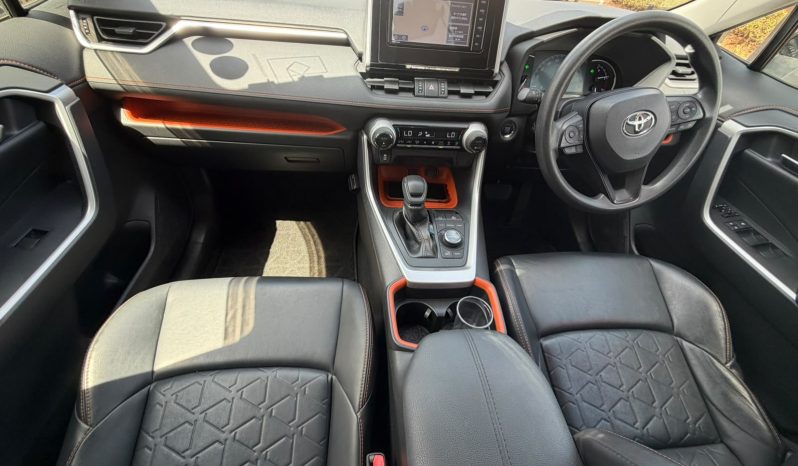 
								Toyota Rav4 full									