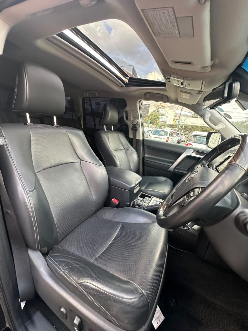 
								Toyota Prado TX full									