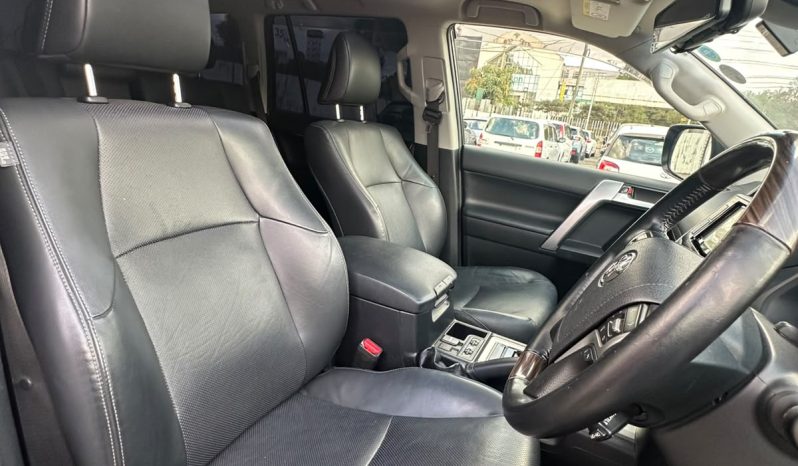
								Toyota Prado TX full									