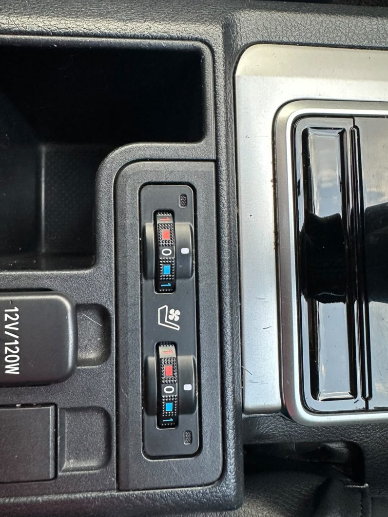 
								Toyota Prado TX full									