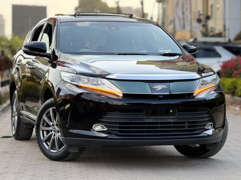 
								Toyota Harrier full									