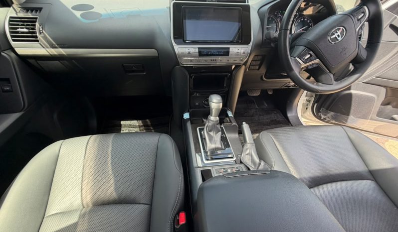 
								Toyota Landcruiser Prado TXL full									