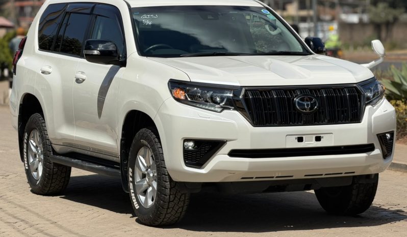 
								Toyota Landcruiser Prado TXL full									