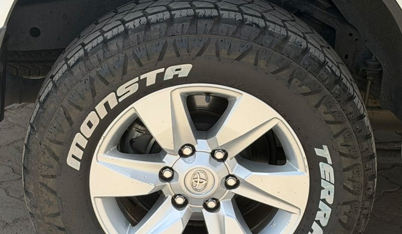 
								Toyota Landcruiser Prado TXL full									