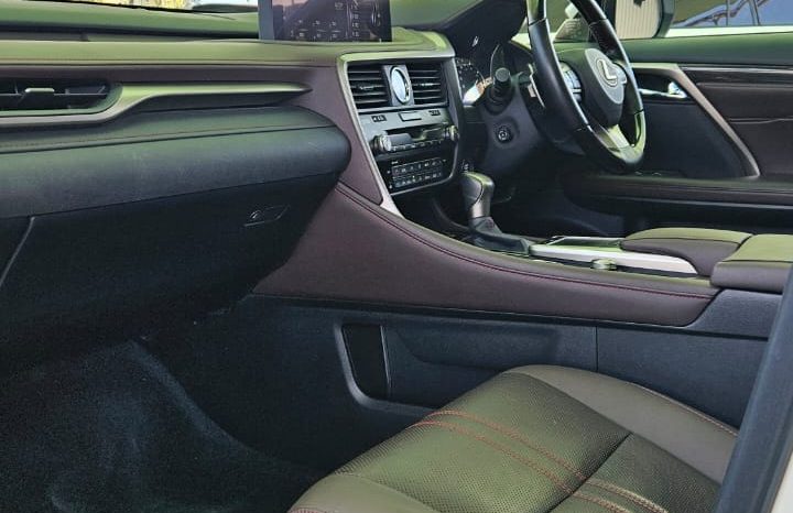 
								Lexus RX300T full									