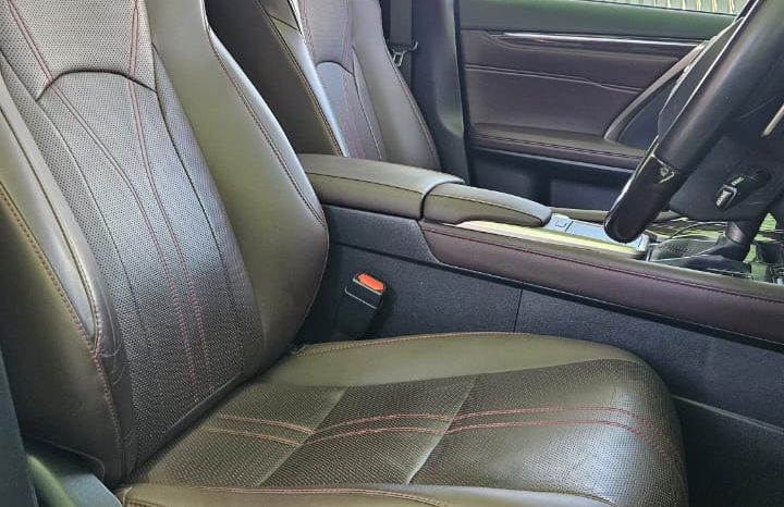 
								Lexus RX300T full									