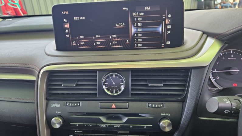 
								Lexus RX300T full									