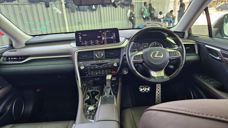 
								Lexus RX300T full									