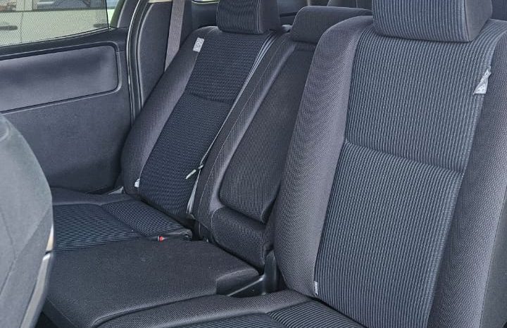 
								Toyota Noah full									