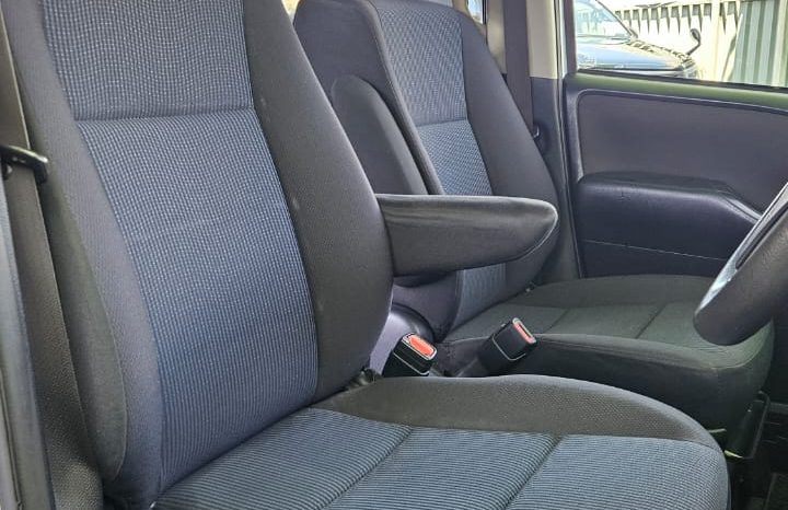 
								Toyota Noah full									