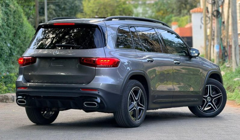 
								Mercedes Benz GLB 200 full									
