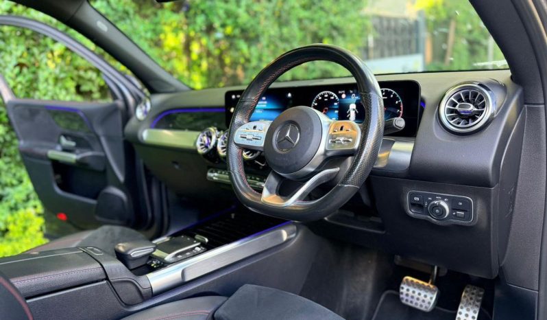 
								Mercedes Benz GLB 200 full									
