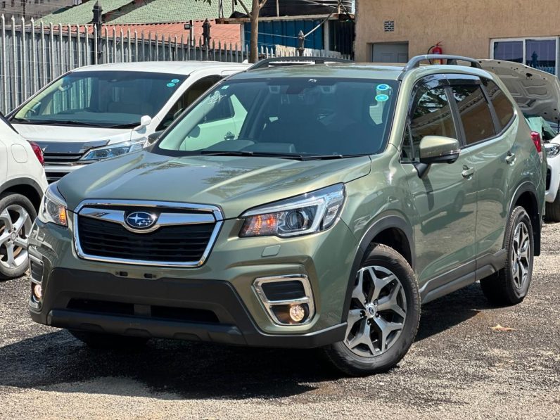 
								Subaru Forester SK9 X Break full									