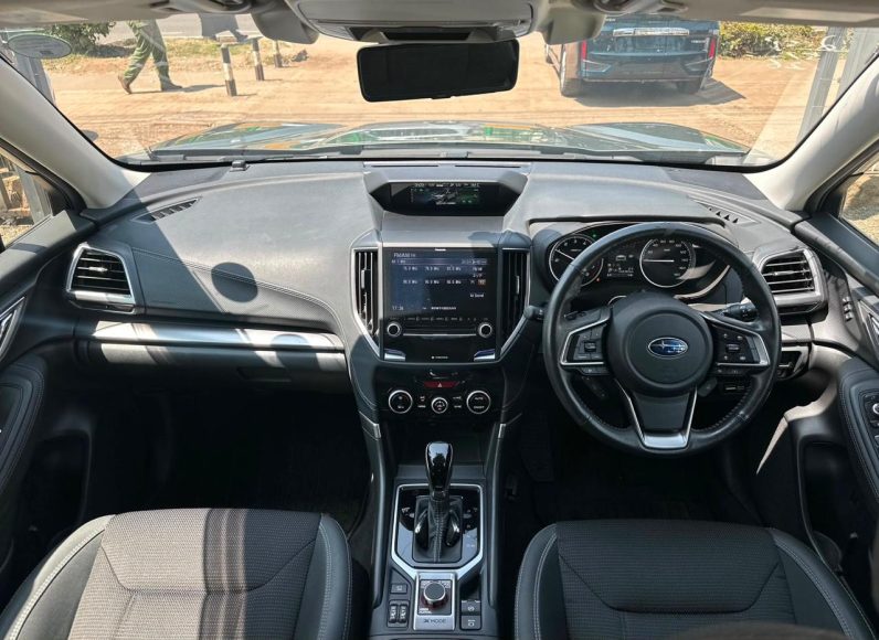 
								Subaru Forester SK9 X Break full									