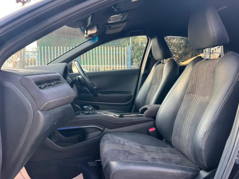 
								Honda Vezel full									