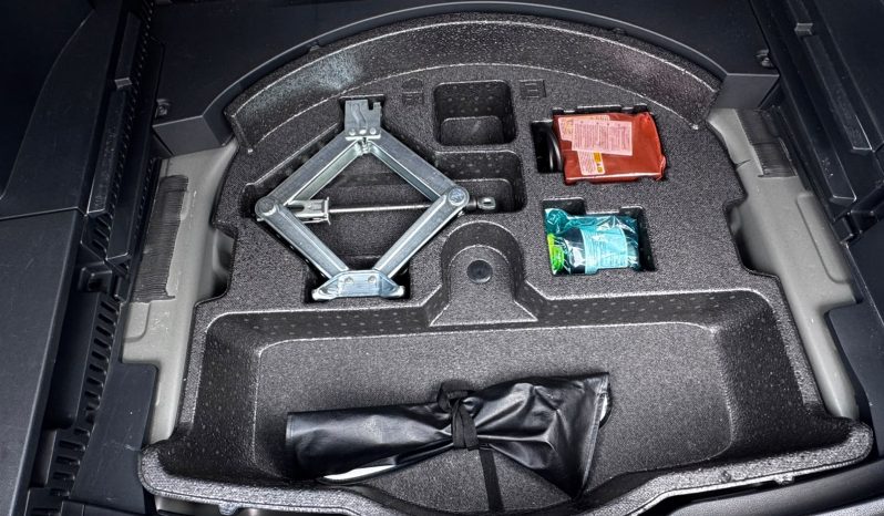 
								Toyota Rav4 full									