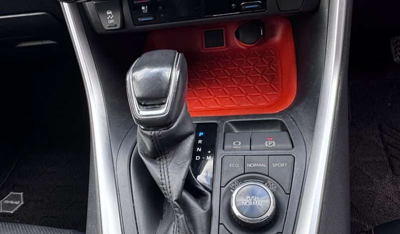 
								Toyota Rav4 full									