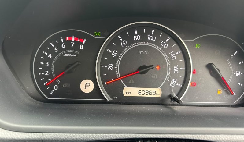 
								Toyota Voxy full									