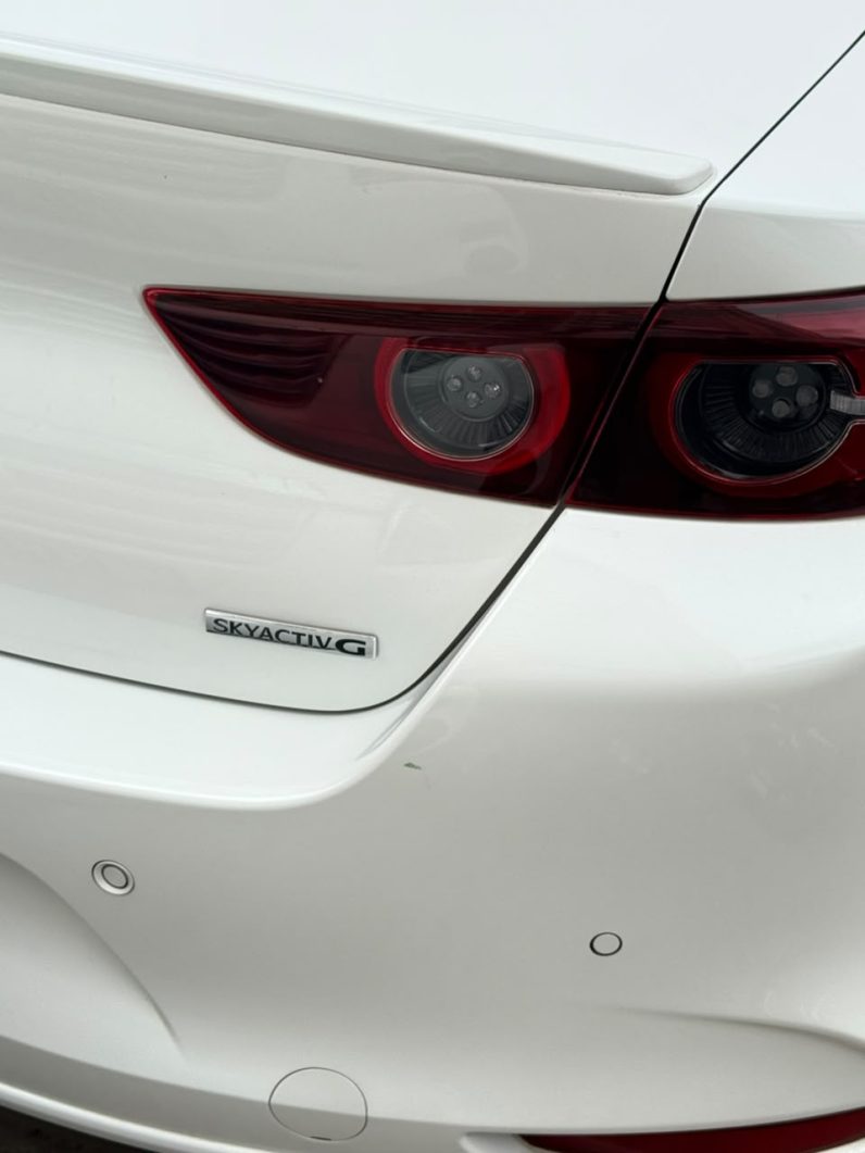 
								Mazda 3 full									