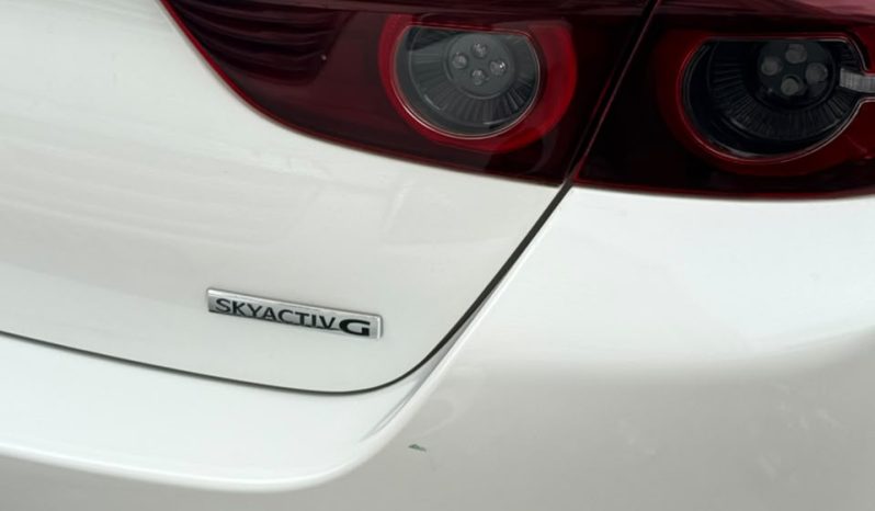 
								Mazda 3 full									