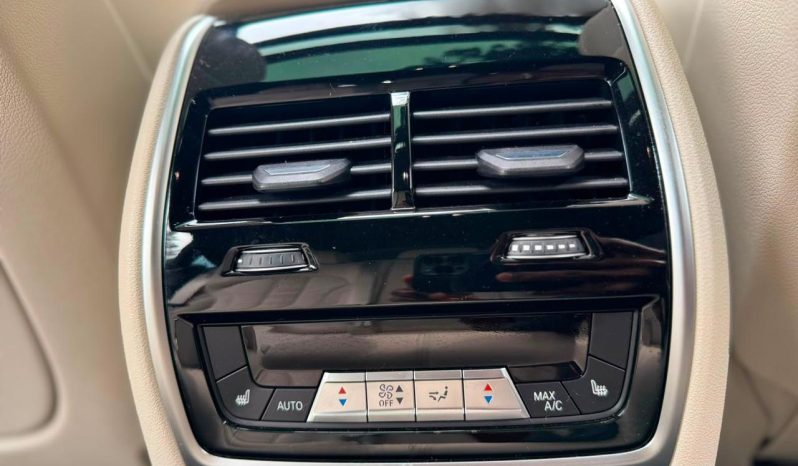 
								BMW X6 full									