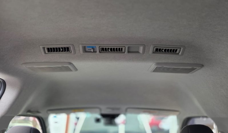 
								Toyota Hiace full									
