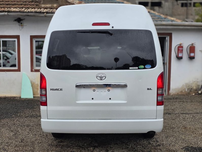 
								Toyota Hiace full									