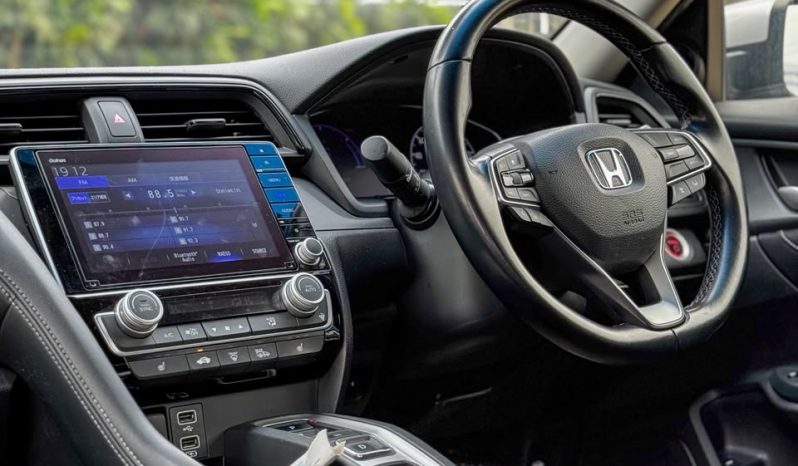 
								Honda Insight full									