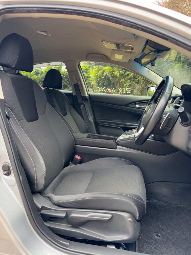 
								Honda Insight full									