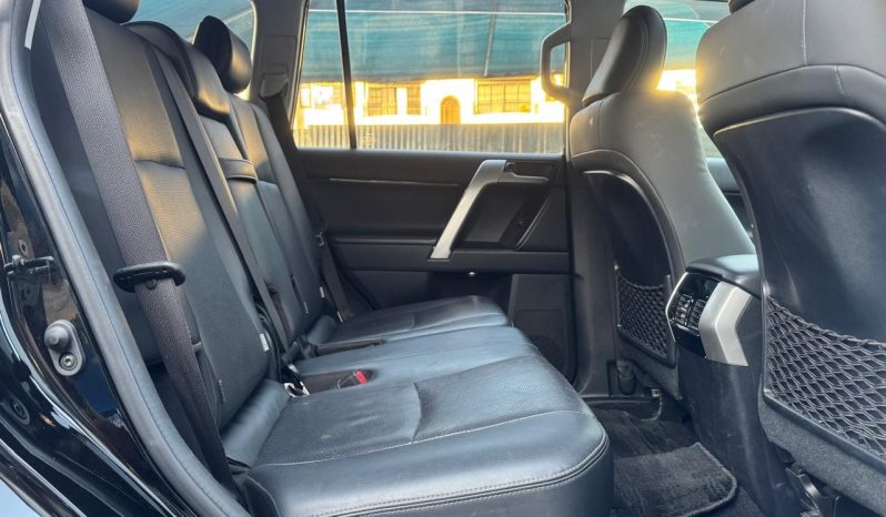 
								Toyota Landcruiser Prado TXL full									