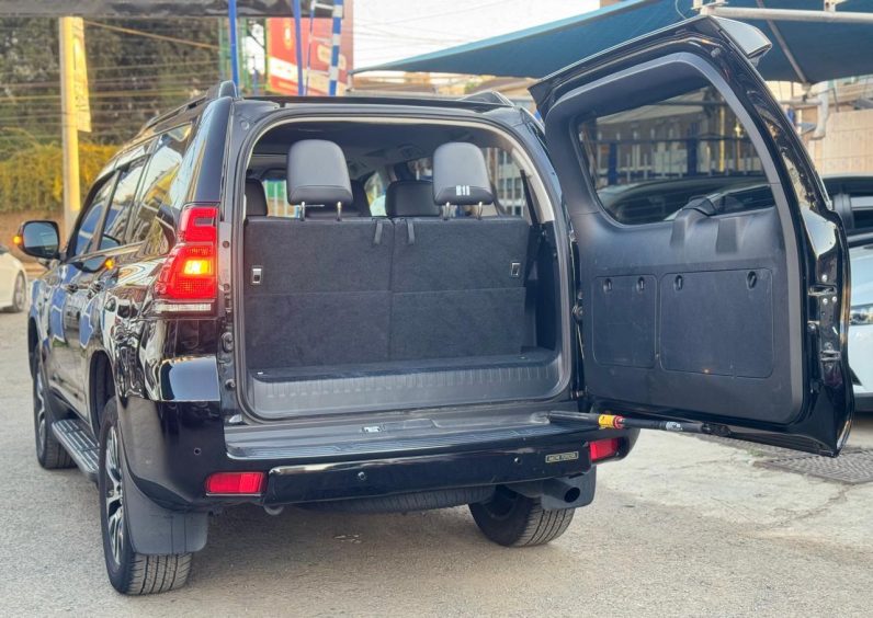 
								Toyota Landcruiser Prado TXL full									