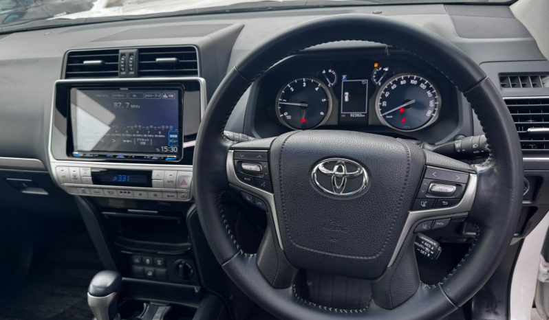 
								Toyota Landcruiser Prado TXL full									