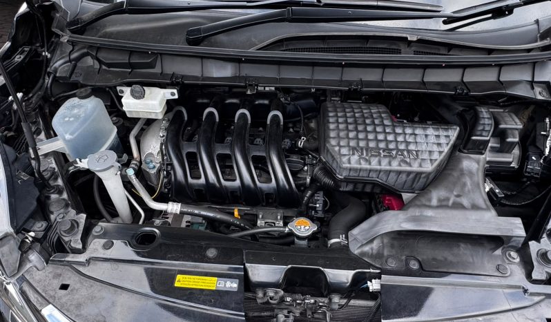 
								Nissan Serena full									