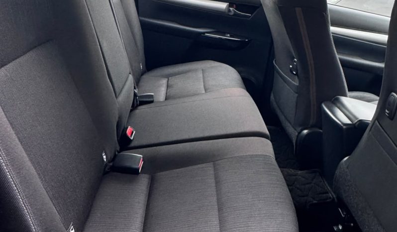
								Toyota Hilux full									