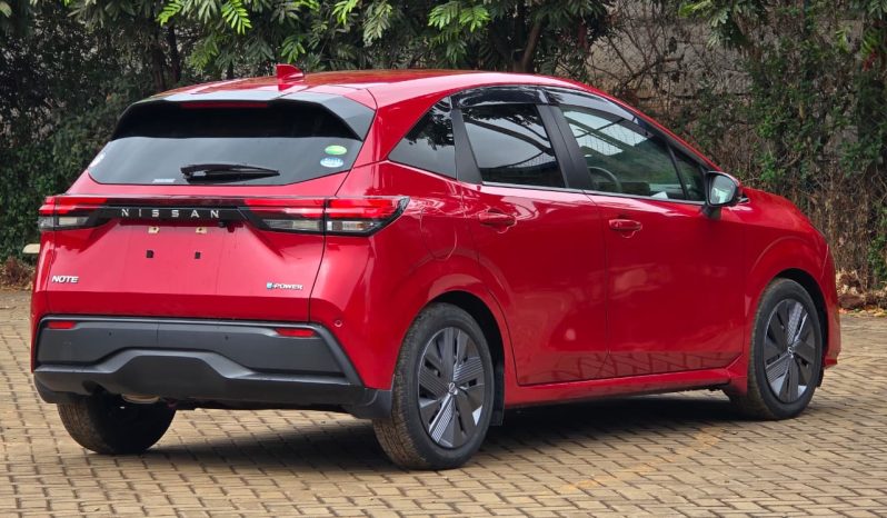
								Nissan Note E-power full									
